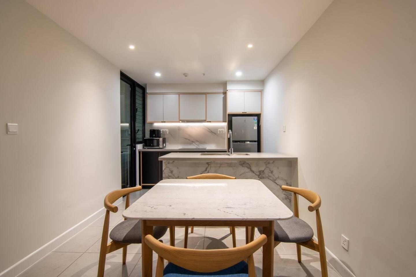 Luxury 2 Or 3Br Apartment In Dist 1 N Pool, Gym, Airport Pickup Ho Şi Min Dış mekan fotoğraf