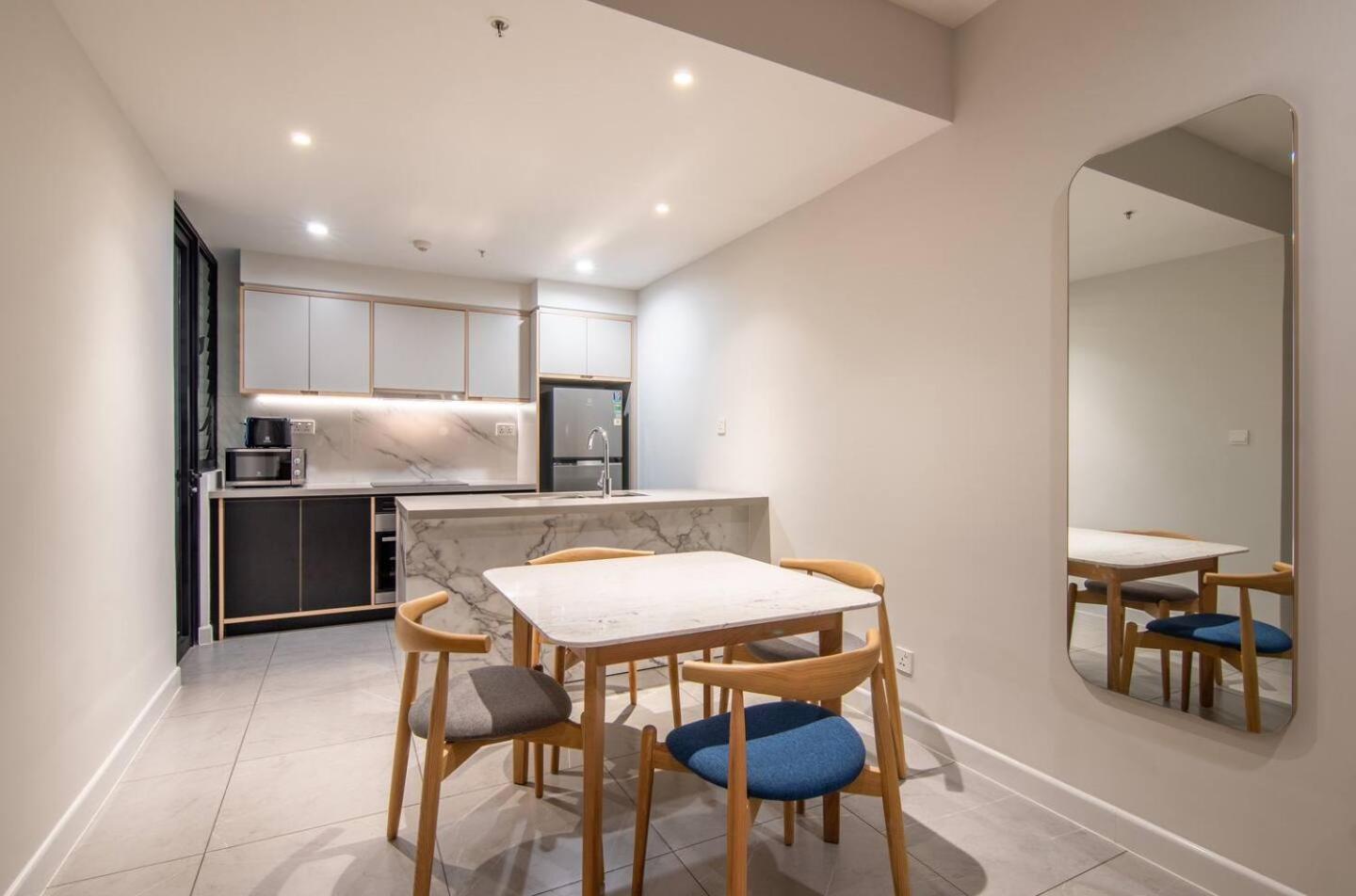 Luxury 2 Or 3Br Apartment In Dist 1 N Pool, Gym, Airport Pickup Ho Şi Min Dış mekan fotoğraf
