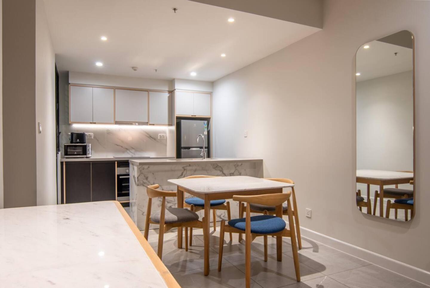 Luxury 2 Or 3Br Apartment In Dist 1 N Pool, Gym, Airport Pickup Ho Şi Min Dış mekan fotoğraf